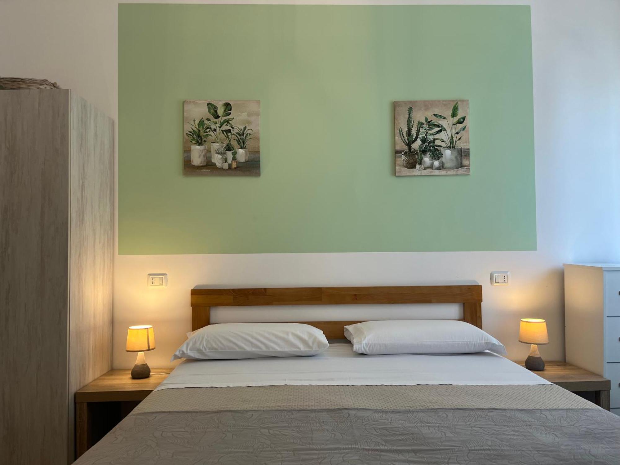 B&B Vento Aureo Rooms มิลาซโซ ภายนอก รูปภาพ