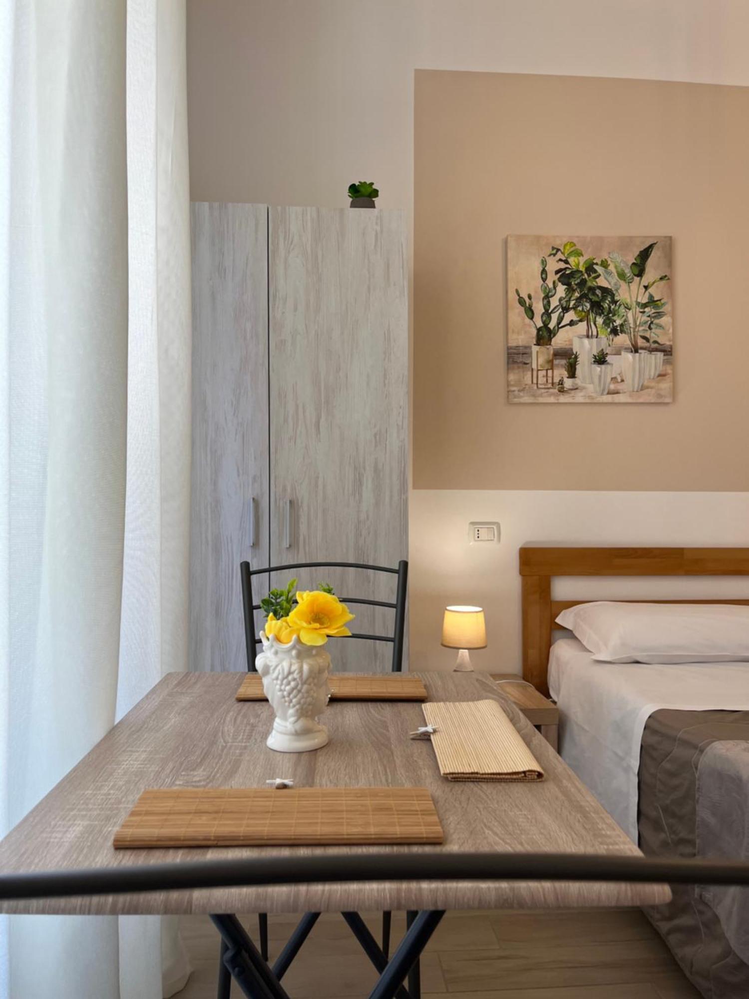 B&B Vento Aureo Rooms มิลาซโซ ภายนอก รูปภาพ